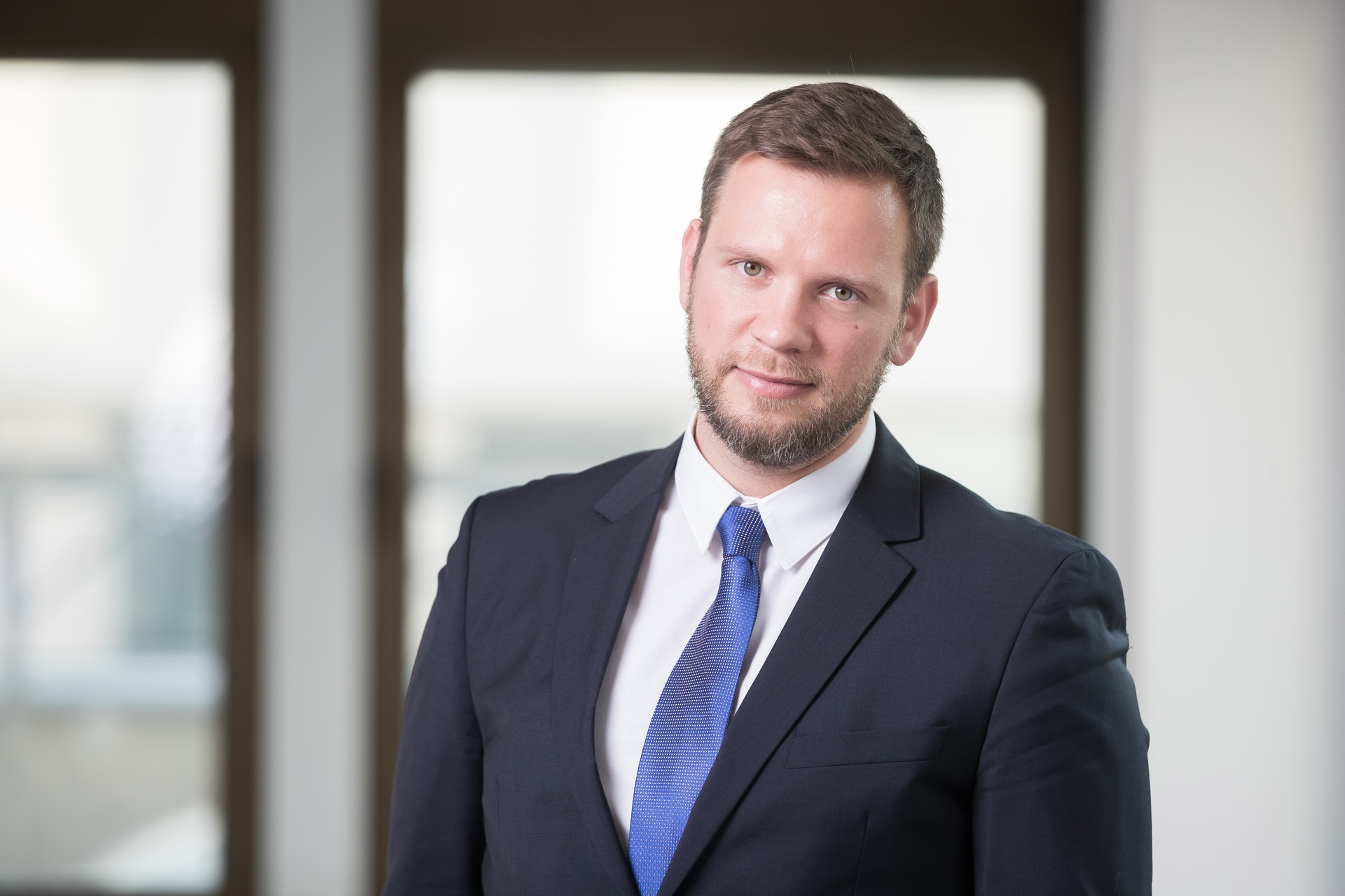 ALBERT Arnaud, UBS Asset Management (Europe) S.A.