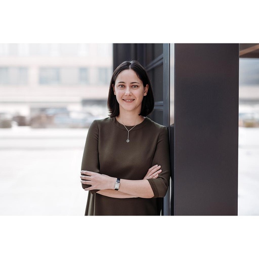 CLOUET Analia, BANQUE RAIFFEISEN