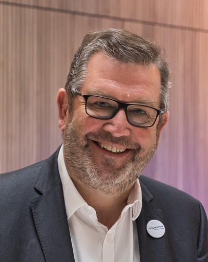 JACOBS Marc, The Culture Factor Belux