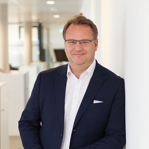 BERNEKE Lutz, Namespace S.A.